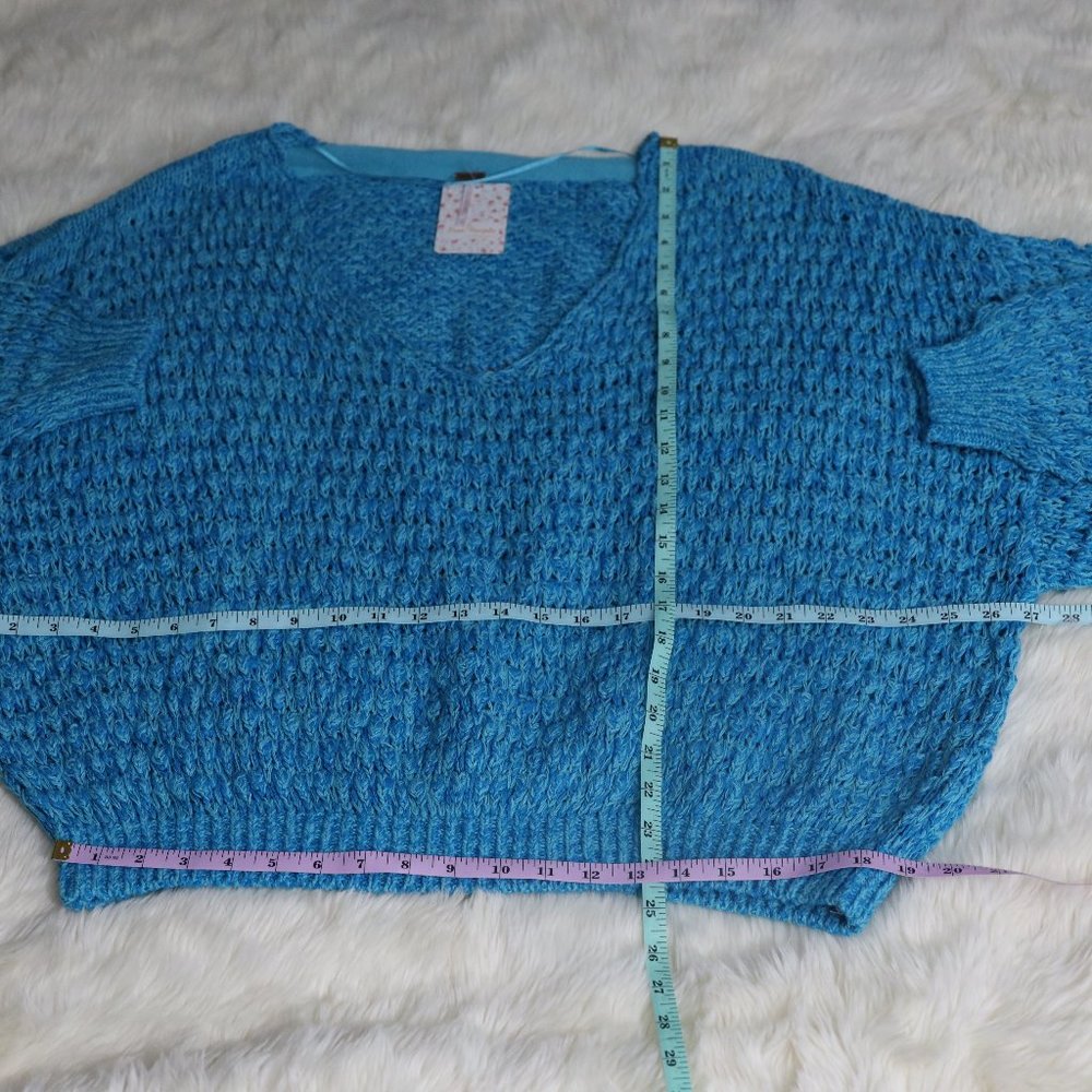 Final Sale! Free People Coconut V-neck Sweater - Pristine Blue Size XL - Picture 3 of 9